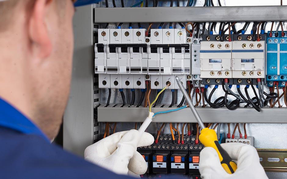 cherche électricien Clamart