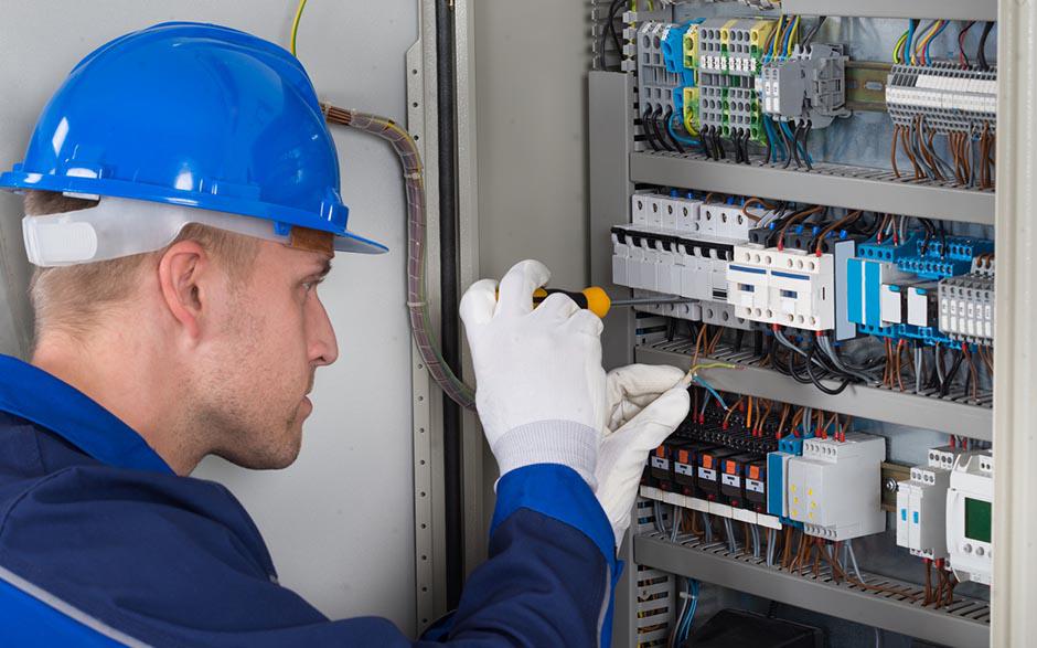 monteur électricien Colombes